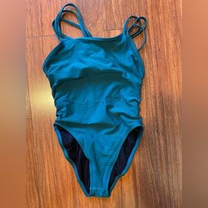 Like new Jolyn one piece size 30